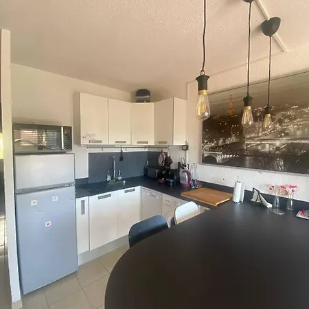 Apartmán T2 A 200m De La Avec Balcon Avec Wifi Saint-Pierre-la-Mer (Aude)