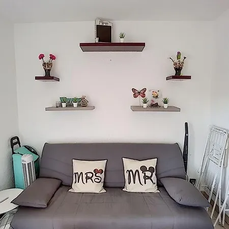 T2 A 200m De La Avec Balcon Avec Wifi